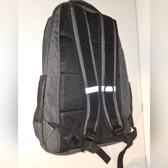 NEW blizzcon gaming back pack - Picture 2 of 2